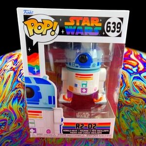 R2-d2 funko # 639 (nib) With pop protector